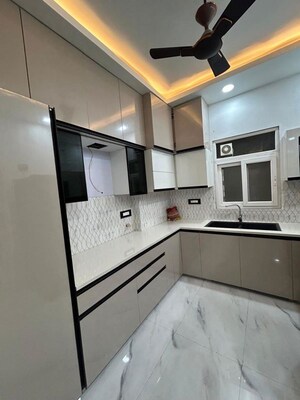 Kitchen in 3 BHK Builder Floor at BPTP Eden Estate, Sector 81 – for Rent