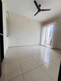 2 BHK Apartment For Rent in Kolte Patil Life Republic