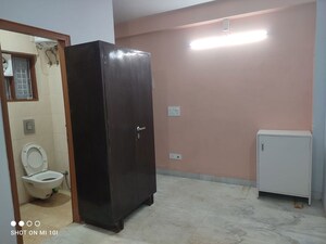 Room in 2 BHK Builder Floor at Malviya Nagar – for Rent