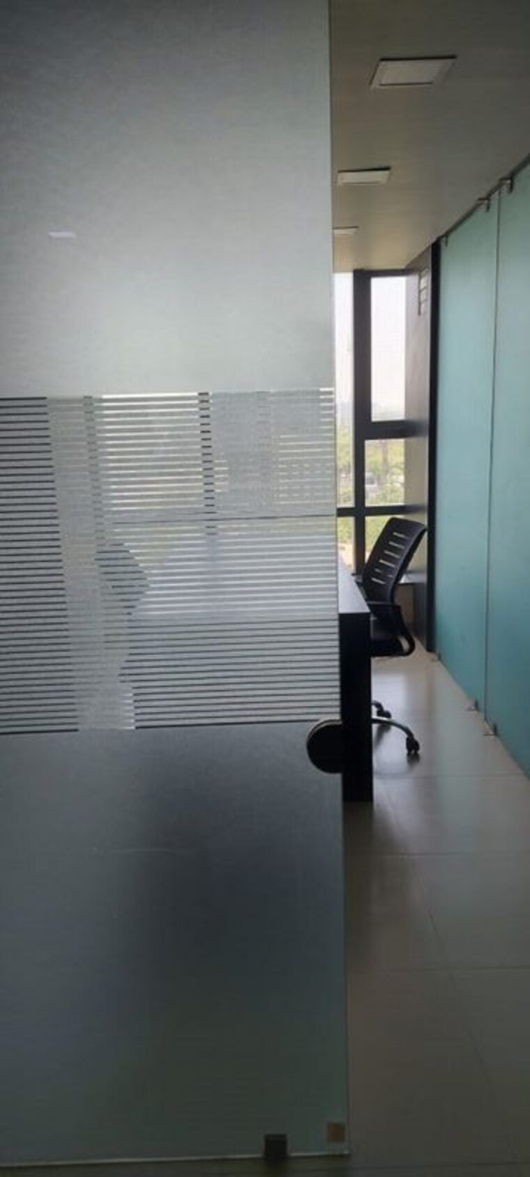Room, shivalik-shilp Commercial Office Space 789 Sq.Ft. In Sanidhya Ahmedabad 10409087