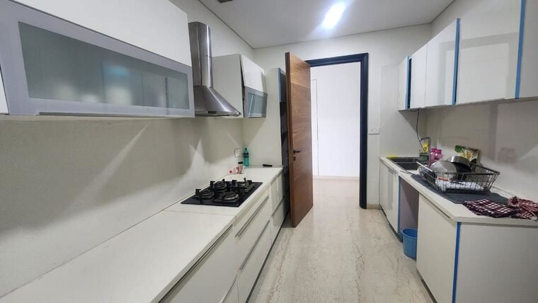 Kitchen, omkar-1973 4 Bedroom 2890 Sq.Ft. Apartment In Worli Mumbai 10409073