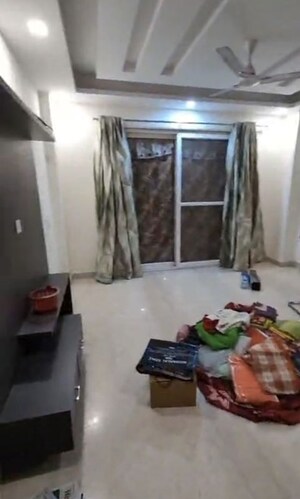 Bedroom in 3 BHK Builder Floor at Sector 23 – for Rent