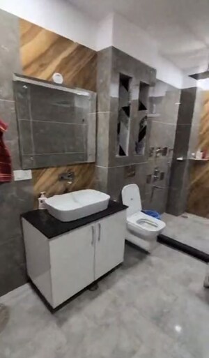 Attached Bathroom in 3 BHK Builder Floor at Sector 23 – for Rent
