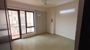 Room in 2 BHK Apartment at Logix Blossom County, Sector 137 – for Rent