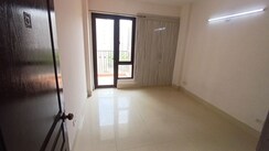 2 BHK Apartment For Rent in Logix Blossom County