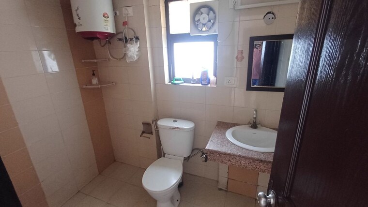 Bathroom, logix-blossom-county 2 Bedroom 1131 Sq.Ft. Apartment In Sector 137 Noida 10409127