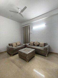 1 BHK Apartment For Rent in Saket