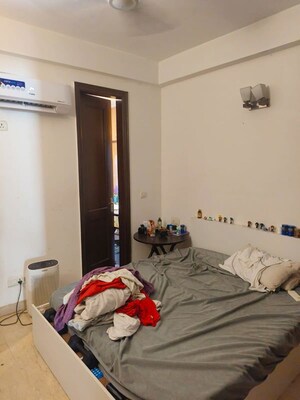 Bedroom in 3 BHK Builder Floor at Safdarjung Development Area – for Sale