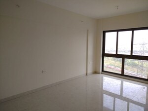 Room in 2 BHK Apartment at The Wadhwa Atmosphere, Mulund West – for Sale