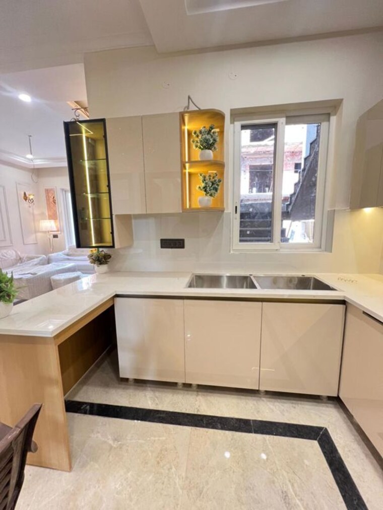 Kitchen, sector 115 2 Bedroom 115 Sq.Yd. Apartment In Sector 115 Mohali 10409173