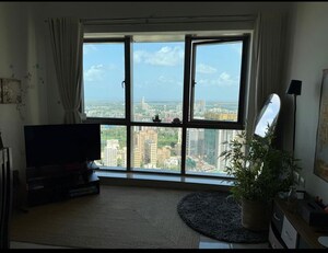 Room in 2 BHK Apartment at Sheth Auris Serenity Tower 2, Malad West – for Rent