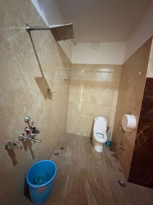 Bathroom in 1 RK Independent House at Gomti Nagar – for Rent