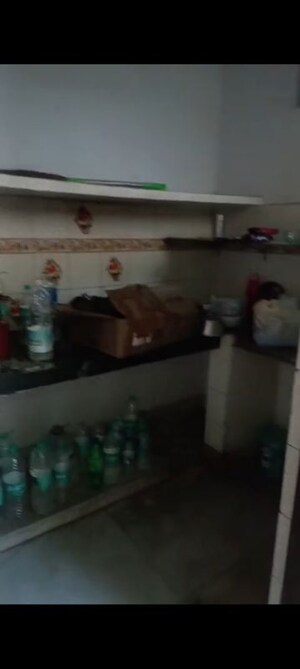 Team Area in 1.5 BHK Builder Floor at Mehrauli – for Rent