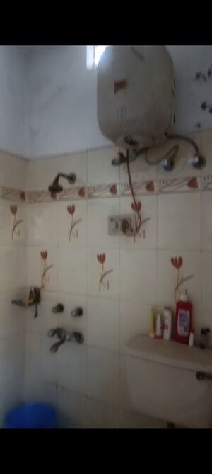 Bathroom in 1.5 BHK Builder Floor at Mehrauli – for Rent