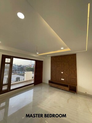 Room in 4 BHK Independent House at Sector 12 Panchkula – for Sale