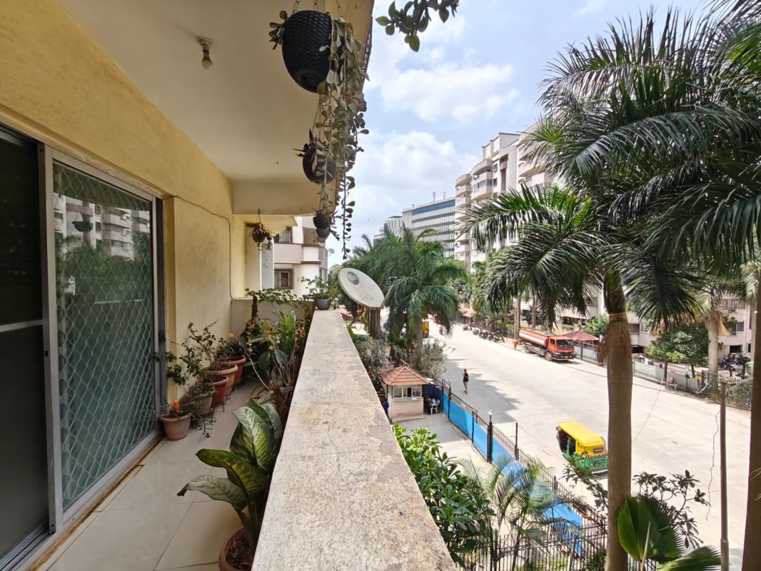 3 BHK 1800 Sq.Ft. Apartment in CLPD Suncity Apartments