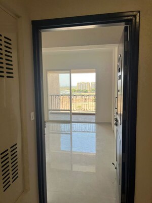 Room in 2 BHK Apartment at Nyati Era, Dhanori – for Sale