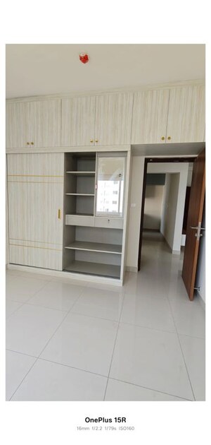 Room in 2 BHK Apartment at SBR Horizon, Whitefield Road – for Rent