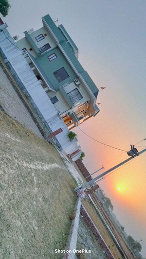  Plot at Babatpur – for Sale