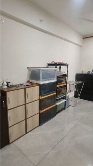 Room in 2 BHK Apartment at Hubtown Seasons, Chembur – for Sale