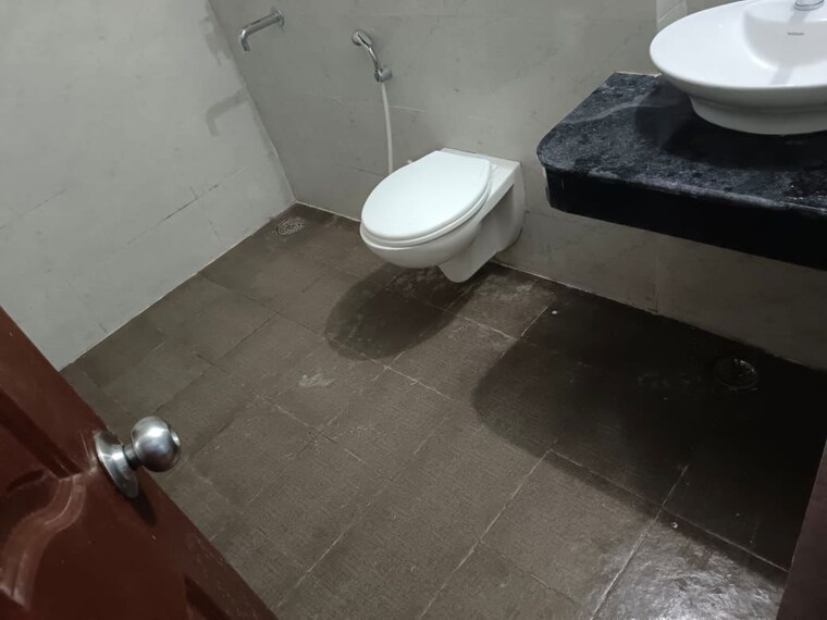 Bathroom, bbd-green-city 2 Bedroom 1500 Sq.Ft. Apartment In Gomti Nagar Lucknow 10409320