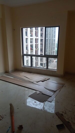 Room in 4 BHK Apartment at Natural City Laketown, Lake Town – for Sale