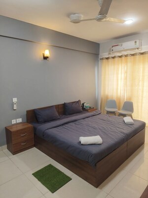 Bedroom in 1 RK Apartment at Wegmans Business Park, Knowledge Park 3 Greater Noida – for Rent