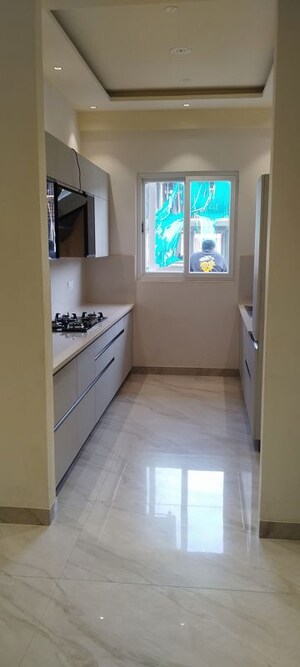 Room in 4 BHK Builder Floor at Adore Presidential World, Sector 84 – for Sale