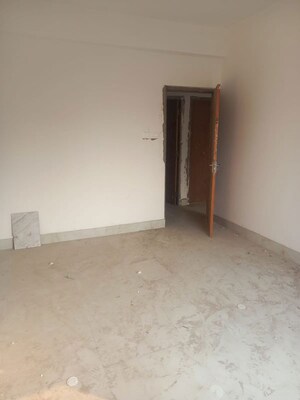 Room in 4 BHK Apartment at Natural City Laketown, Lake Town – for Rent