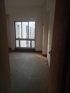 4 BHK Apartment For Rent in Natural City Laketown
