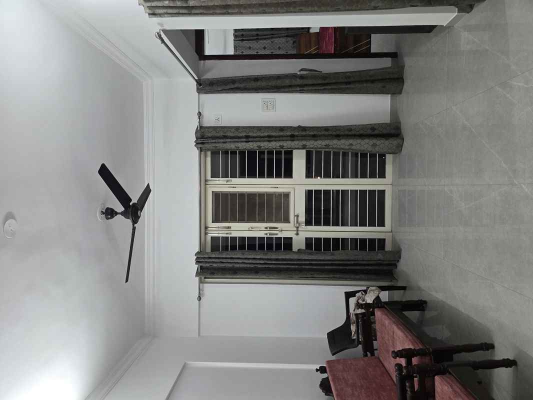2 BHK 1000 Sq.Ft. Apartment in Laxmi Nagar Society
