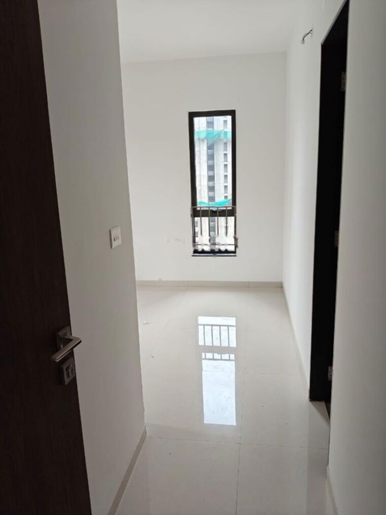 Bathroom, shapoorji-pallonji-sensorium 2 Bedroom 850 Sq.Ft. Apartment In Hinjewadi Pune 10409439