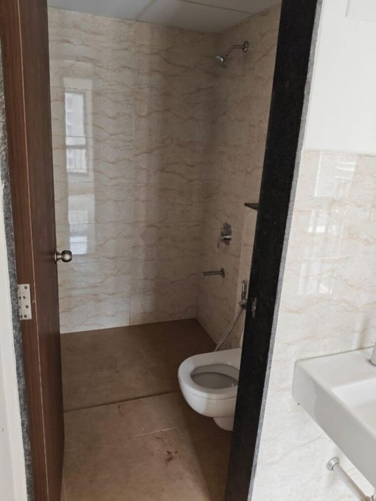 Bathroom, shapoorji-pallonji-sensorium 2 Bedroom 850 Sq.Ft. Apartment In Hinjewadi Pune 10409439