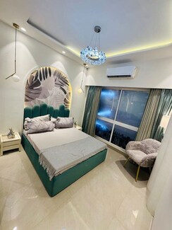 2.5 BHK Apartment For Sale in Oberoi Realty Woods