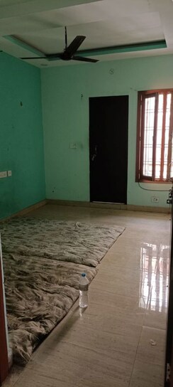 2 BHK + Store Room Builder Floor For Rent in Chinhat