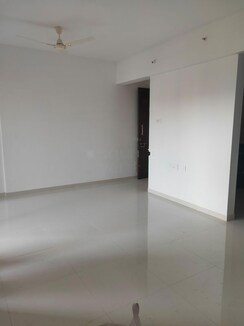 2 BHK Apartment For Rent in Manav La Centra