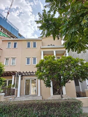 5 BHK Villa – Exterior View View at Emaar Marbella, Sector 66 - for Rent