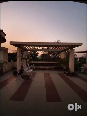 Gym in 1.5 BHK Independent House at Gomti Nagar – for Rent