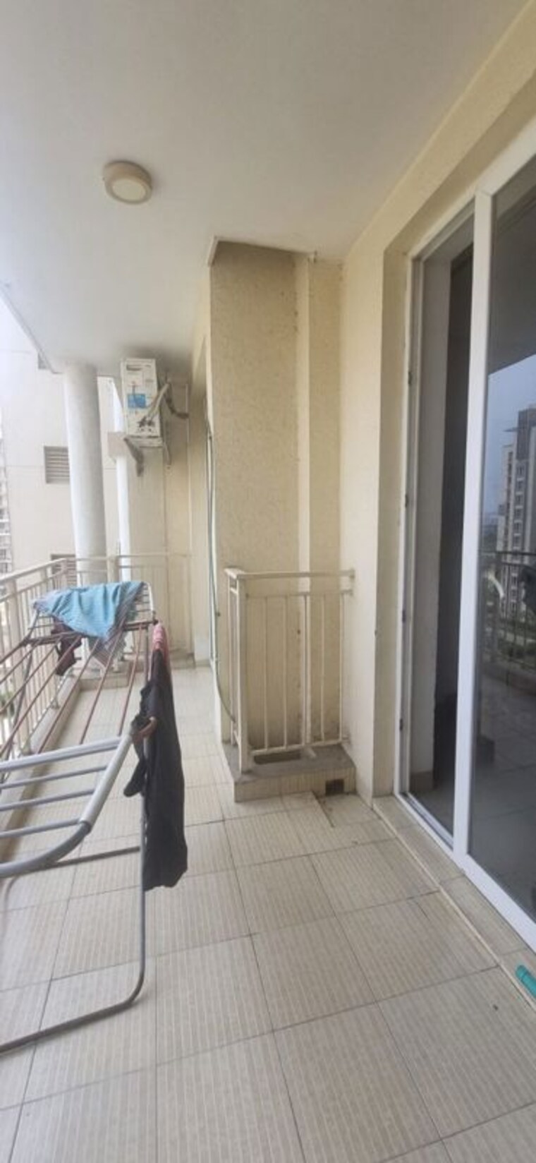 Balcony, emaar-gurgaon-greens 3 Bedroom 1650 Sq.Ft. Apartment In Sector 102 Gurgaon 10409512