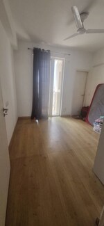 3 BHK + Servant Room 1650 Sq.Ft. Apartment in Emaar Gurgaon Greens