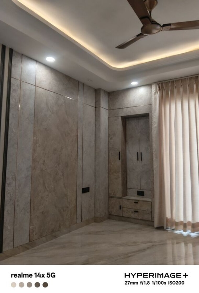 undefined, sector 85 3 Bedroom 180 Sq.Yd. Builder Floor In Sector 85 Faridabad 10409548