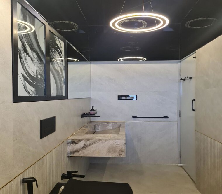 Bathroom, sion east 5 Bedroom 1800 Sq.Ft. Apartment In Sion East Mumbai 10409554