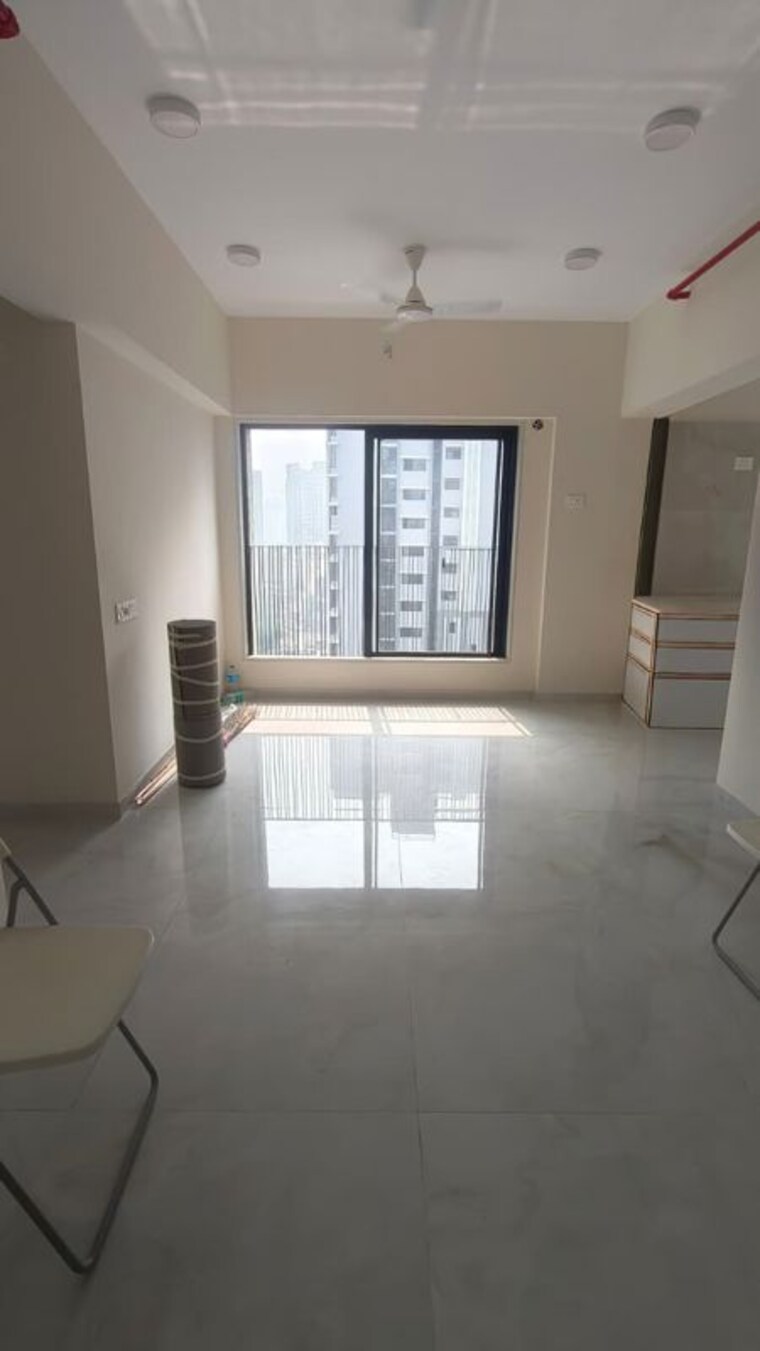 Room, vibrants-1891-ekam-parkk 1.5 Bedroom 500 Sq.Ft. Apartment In Dadar West Mumbai 10409589