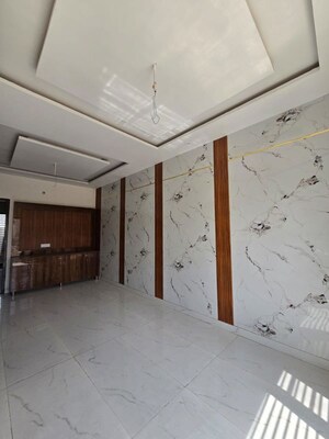 Room in 3 BHK Independent House at Sunny Enclave – for Sale