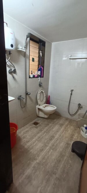 Bathroom in  Pg at Vakola – for Rent