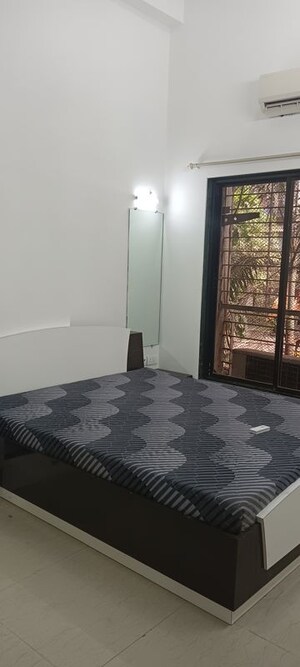 Room in 2 BHK Apartment at Jawaharban CHS, Andheri West – for Rent