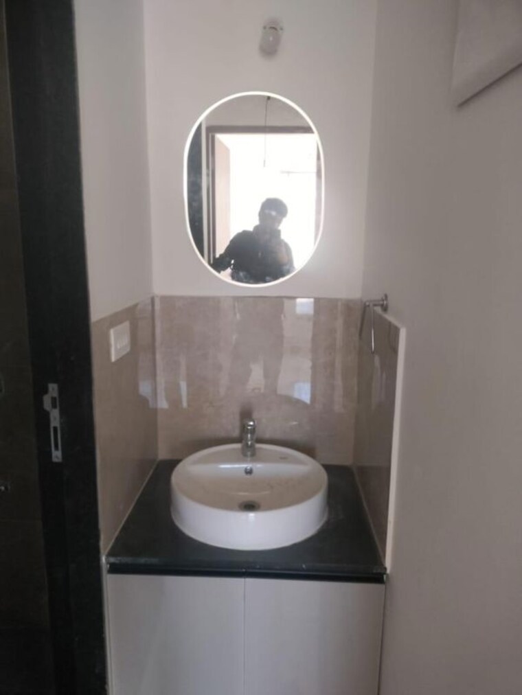Bathroom, vilas-javdekar-yashone-eternitee 2 Bedroom 919 Sq.Ft. Apartment In Hinjewadi Pune 10409681