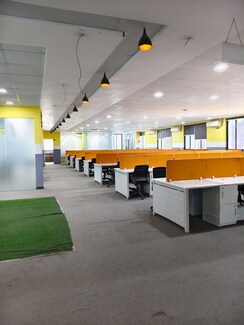 Office Space For Rent in Sector 63