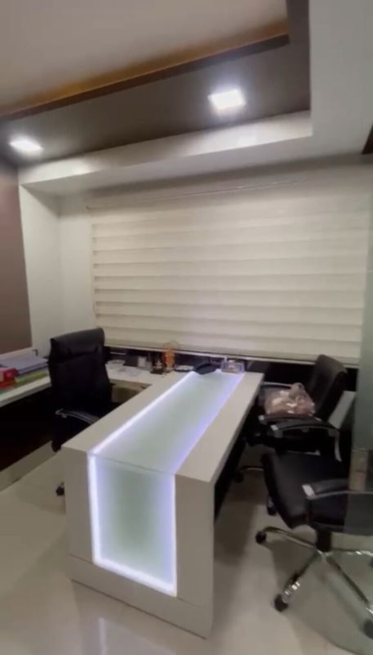 Team Area, ambawadi Commercial Office Space 1800 Sq.Ft. In Ambawadi Ahmedabad 10409713