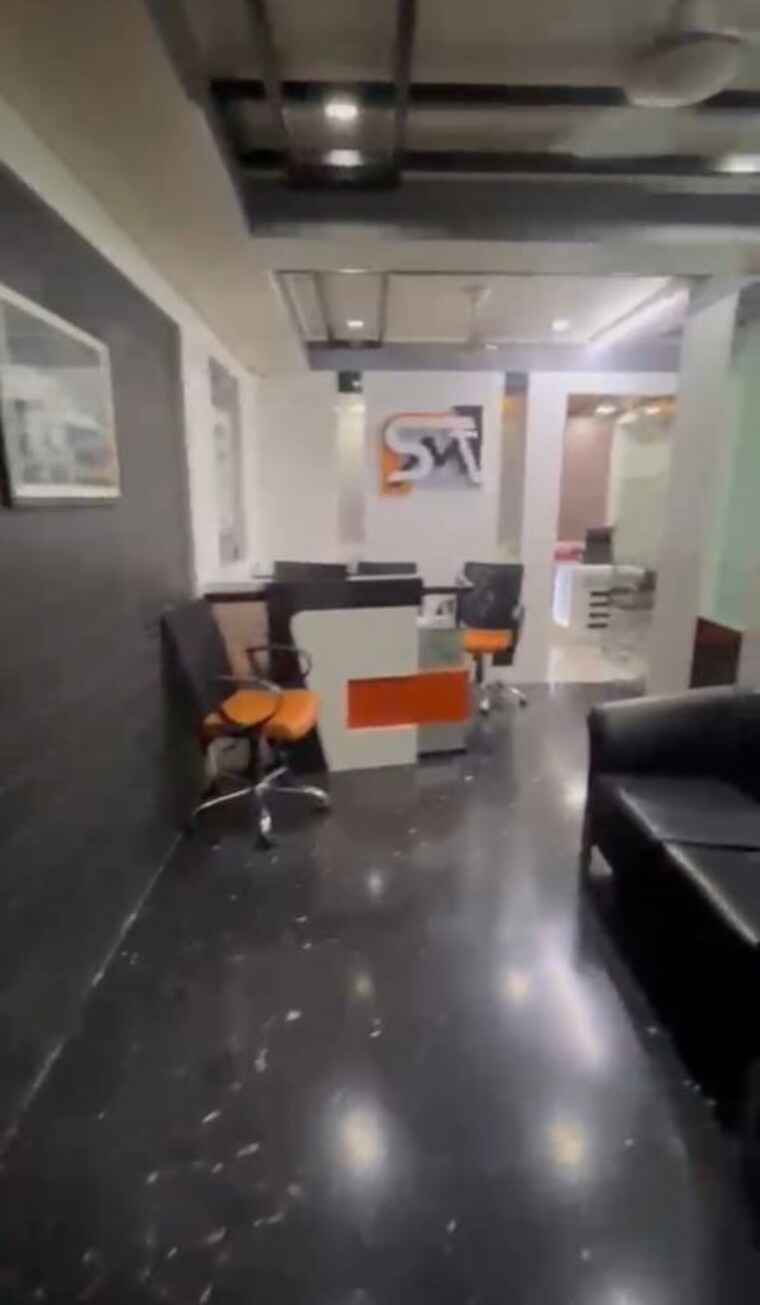 Team Area, ambawadi Commercial Office Space 1800 Sq.Ft. In Ambawadi Ahmedabad 10409713